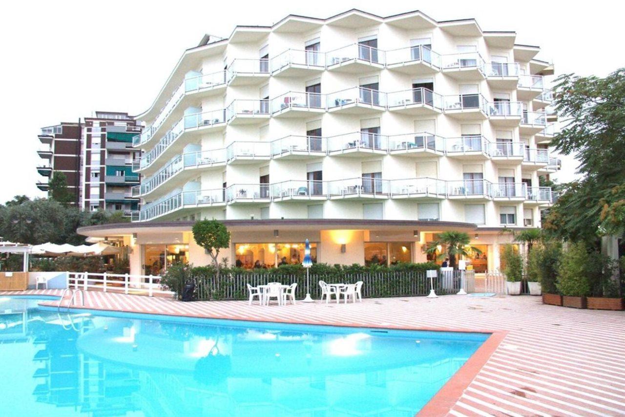 Hotel Bellevue Beach - Sul Mare Milano Marittima Extérieur photo
